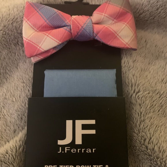 NWT JF Ferrar Pretied Bow Tie and Pocket Square - Picture 7 of 13
